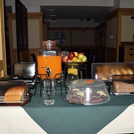 Hotel Soudek Poděbrady Екстериор снимка