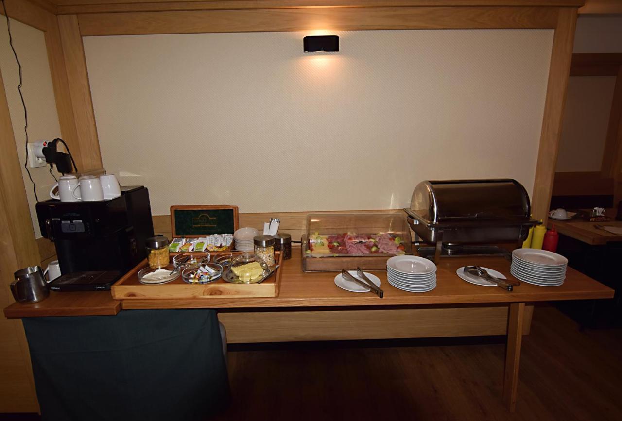 Hotel Soudek Poděbrady Екстериор снимка