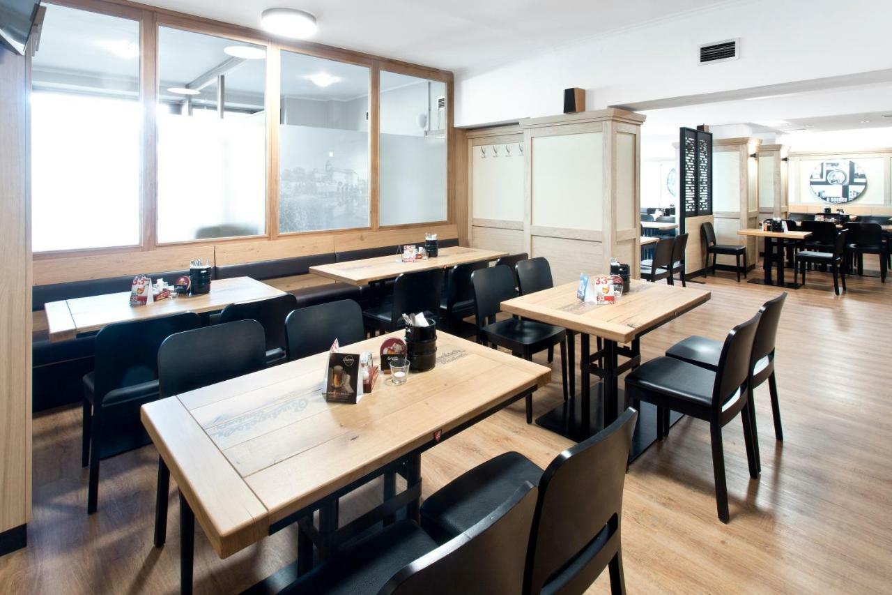 Hotel Soudek Poděbrady Екстериор снимка